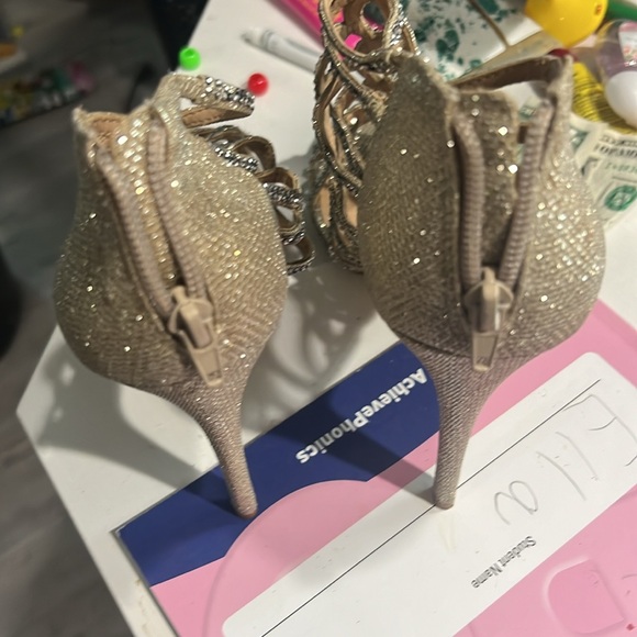 Inc open toe Sandals - Picture 5 of 5